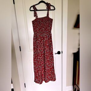 NWT BB Dakota Dress with Smocked Stretch Gathered Bodice SZ L